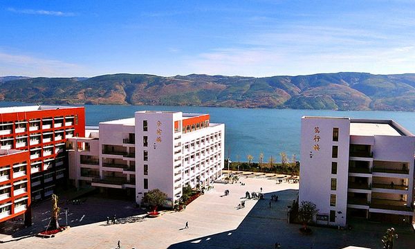 云南國土資源職業(yè)學(xué)院美麗校園.fw