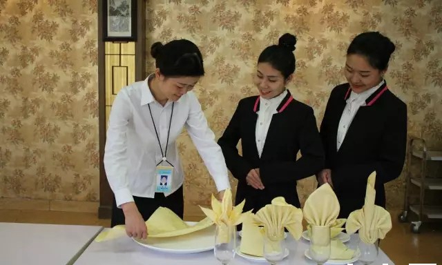 甘洛縣職業(yè)技術(shù)學(xué)校（甘職校）實(shí)訓(xùn)講解（帥嬌老師）