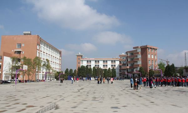 學(xué)校全景