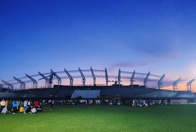 四川衛(wèi)生康復職業(yè)學院運動場