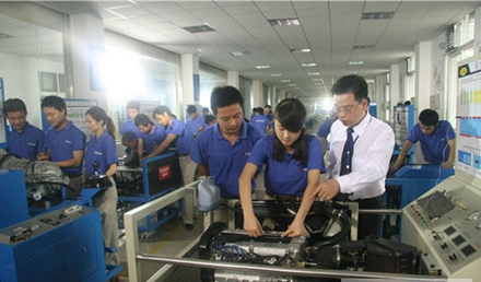 汽車(chē)運(yùn)用與維修專業(yè)