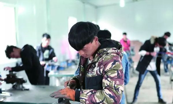 昭陽(yáng)區(qū)高級(jí)職業(yè)中學(xué)機(jī)械專業(yè)