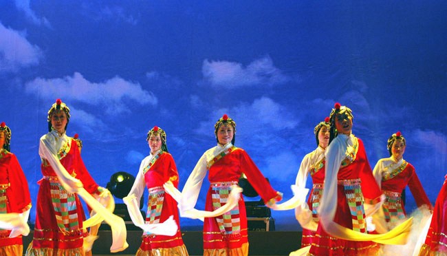 自貢影視藝術(shù)學(xué)校民族音樂(lè)與舞蹈