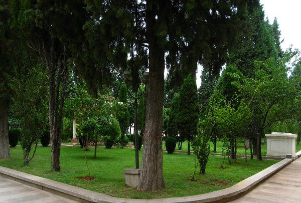 云南農(nóng)業(yè)職業(yè)技術(shù)學(xué)院夏日花園 云南農(nóng)業(yè)職業(yè)技術(shù)學(xué)院夏日花園