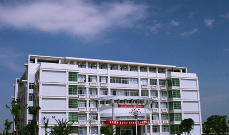 保山市中等專業(yè)學(xué)校汽車維修專業(yè)