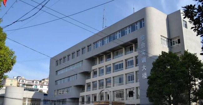 貴陽市女子職業(yè)學(xué)校(貴陽市旅游學(xué)校)綜合實訓(xùn)大樓