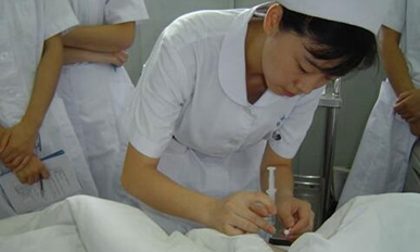 重慶護(hù)理職業(yè)學(xué)院護(hù)理專業(yè)招生