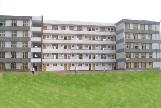 瀘州市天宇中等職業(yè)技術(shù)學(xué)校（天宇中專學(xué)校）教學(xué)大樓