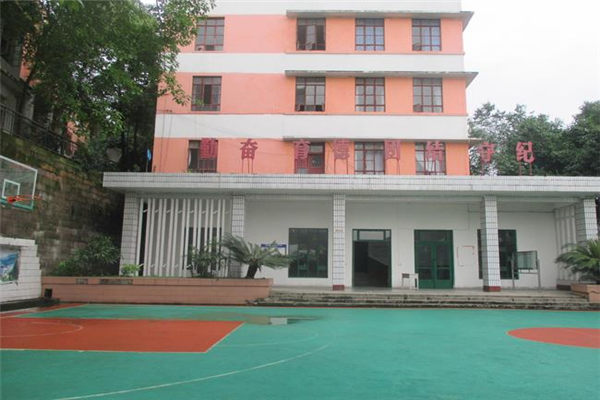 重慶新渝技工學(xué)校招生簡(jiǎn)章