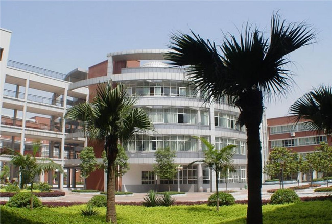 2025年重慶市龍門(mén)浩職業(yè)中學(xué)校招生簡(jiǎn)章