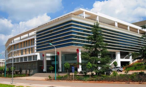 楚雄州工業(yè)學(xué)校校園建筑