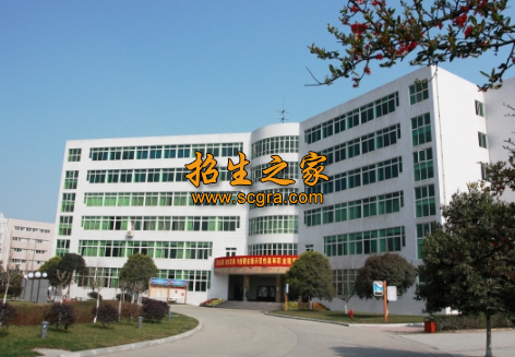 學(xué)校教學(xué)樓