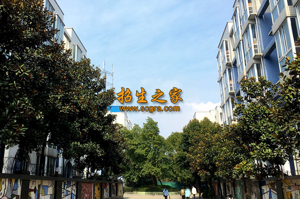 成都科華職業(yè)技術(shù)學(xué)校