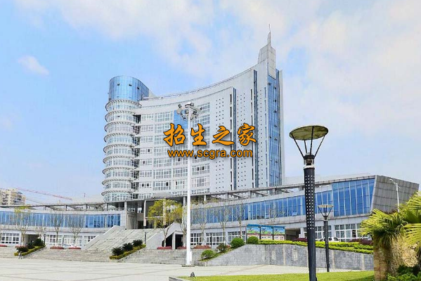 學(xué)校環(huán)境