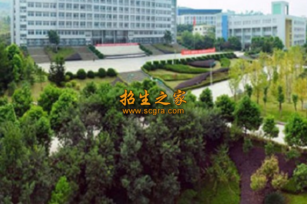 學(xué)校環(huán)境