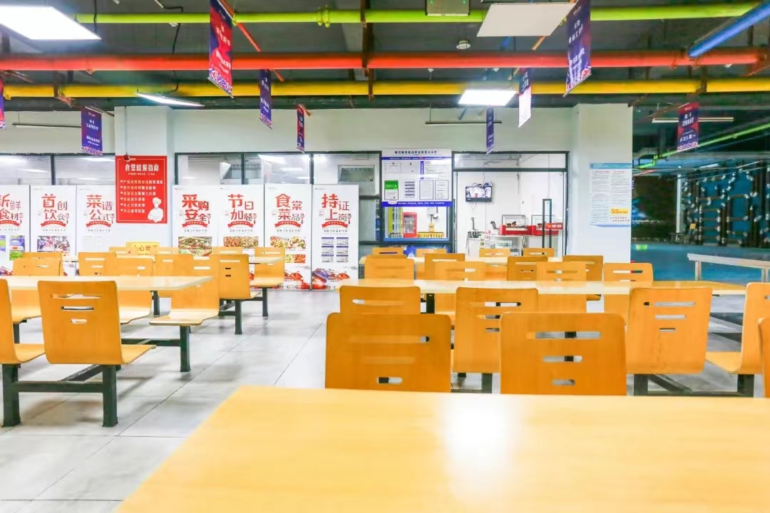 成都首創(chuàng)單招培訓(xùn)學(xué)校食堂