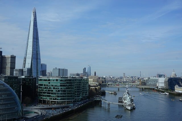 成都市機(jī)電技術(shù)學(xué)校助學(xué)政策是什么？報(bào)名注意哪些？